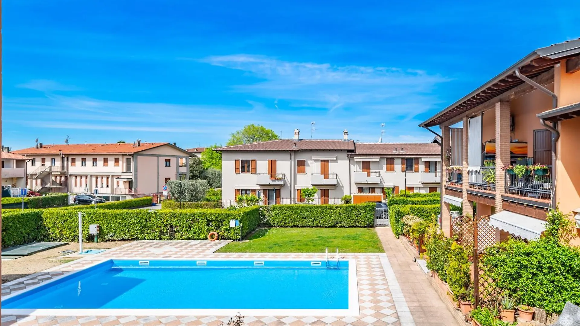 מנרבה דל גארדה Valtenesi Appartment - Residence Pool - By Host4U 0*, מנרבה דל גארדה איטליה
