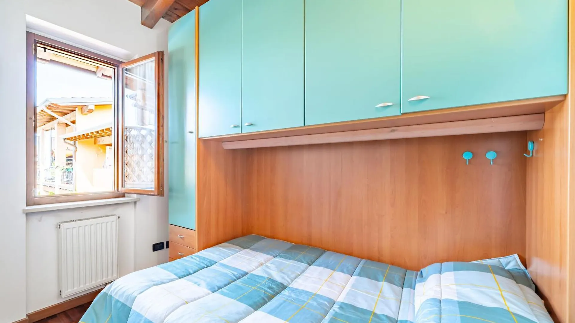 アパート Valtenesi Appartment - Residence Pool - By Host4U マネルバ・デル・ガルダ イタリア